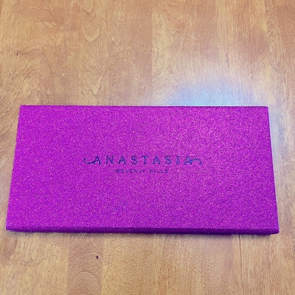 Anastasia Beverly Hills Pink Glitter Palette